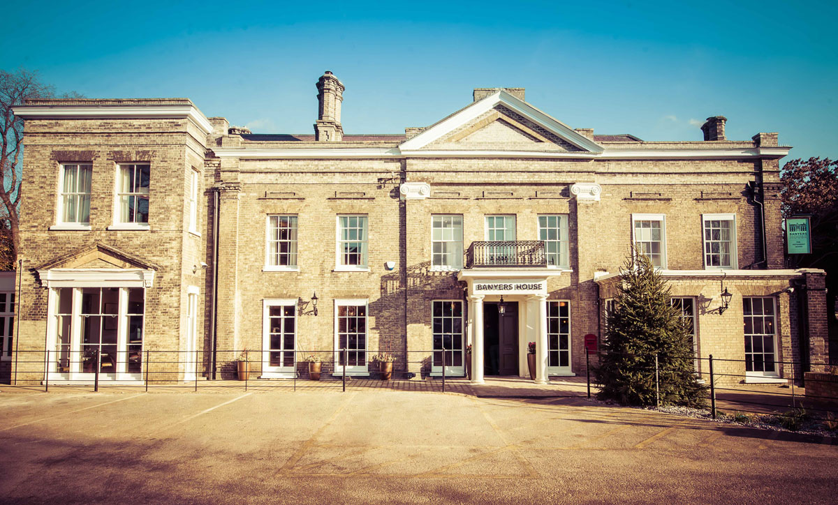 Hedderwick Pub Bond